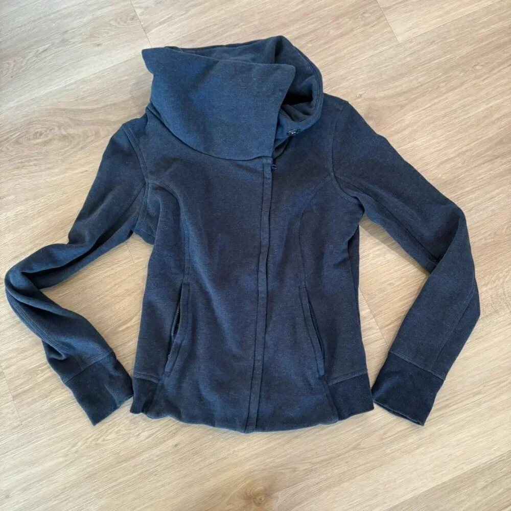 ** Lululemon karma collected funnel neck jacket in inkwell Navy Blue Size 8